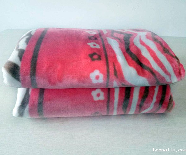 使用法兰绒床单好吗 使用法兰绒床单好吗